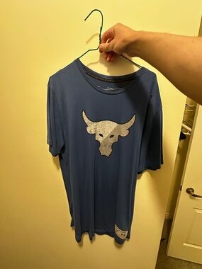 Under Armour Men’s Navy Blue Project Rock Bull Logo Short Sleeve Tee